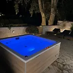 Arethousa House