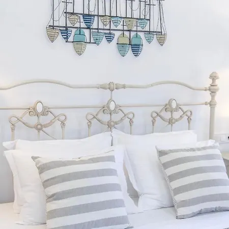 Arethousa House *
