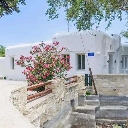 Arethousa House Willa Drios