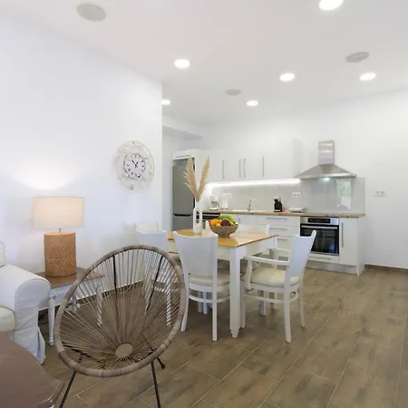 Arethousa House וילה *