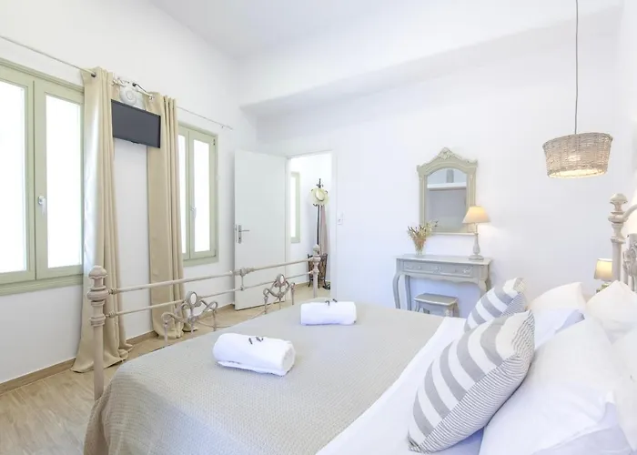 Arethousa House * Drios