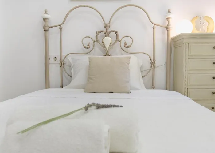 Arethousa House Drios